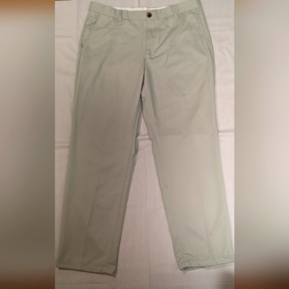 GREG‎ NORMAN DRESS PANTS. LIGHT OLIVE GREEN. SIZE 36W 32L 100% POLYESTER